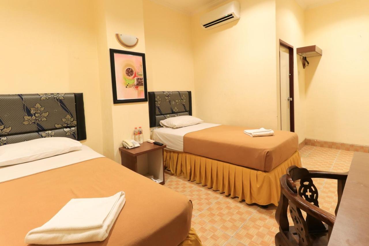 Al-Badar Hotel Syariah Makassar Ngoại thất bức ảnh