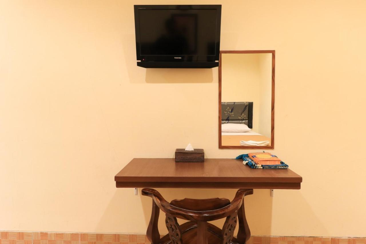 Al-Badar Hotel Syariah Makassar Ngoại thất bức ảnh