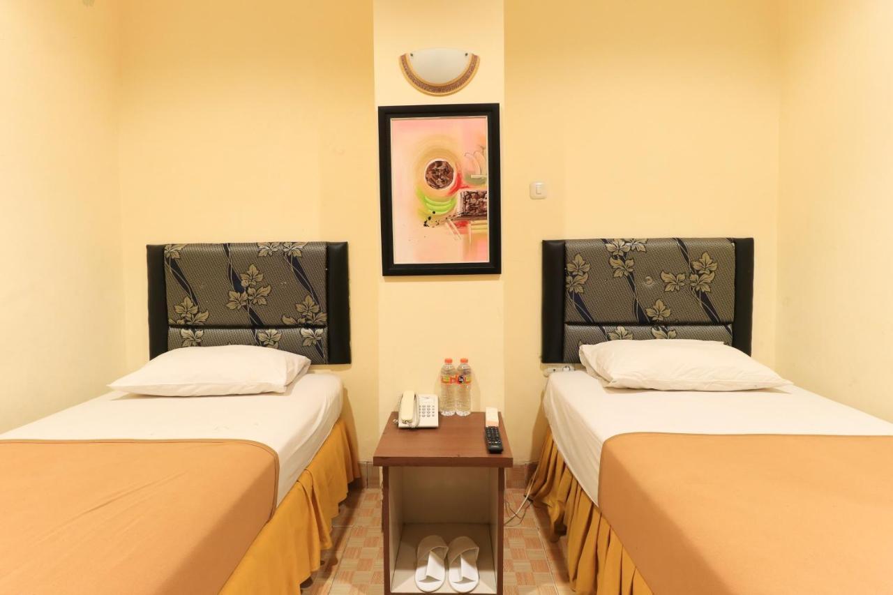 Al-Badar Hotel Syariah Makassar Ngoại thất bức ảnh