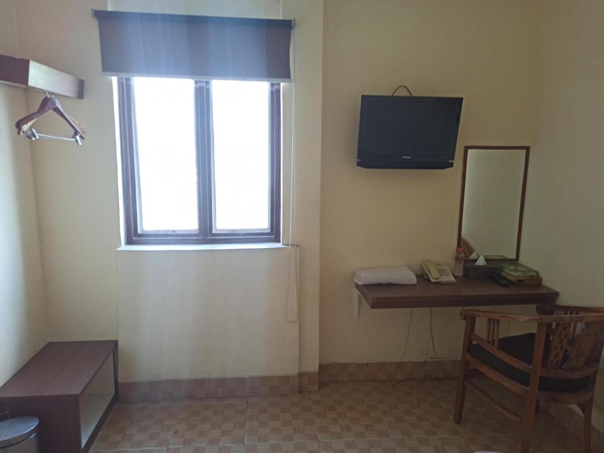 Al-Badar Hotel Syariah Makassar Ngoại thất bức ảnh