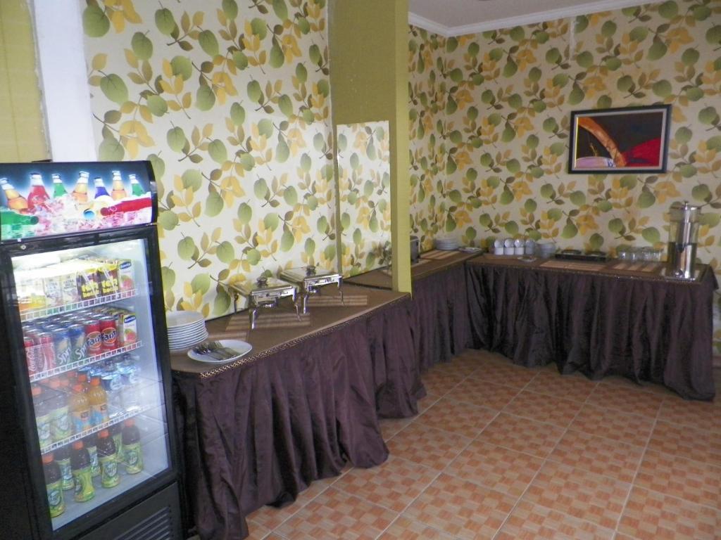 Al-Badar Hotel Syariah Makassar Ngoại thất bức ảnh